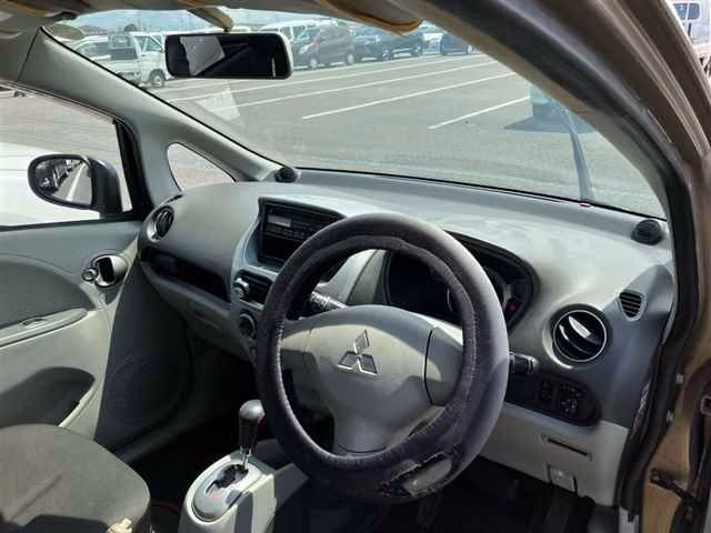 MITSUBISHI I