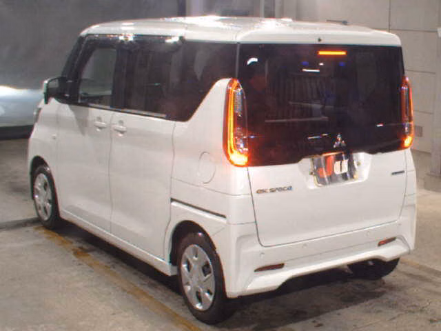 MITSUBISHI EK SPACE