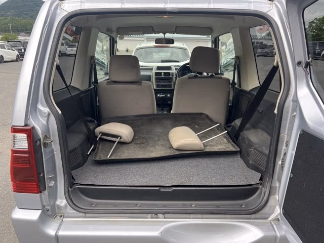 MITSUBISHI PAJERO MINI