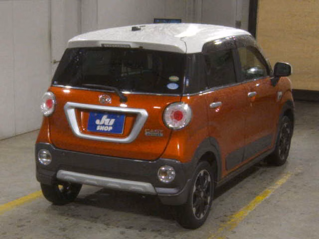 DAIHATSU CAST