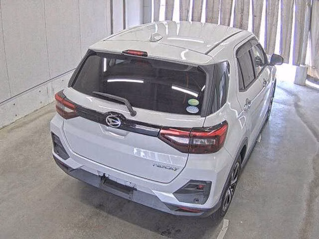 DAIHATSU ROCKY