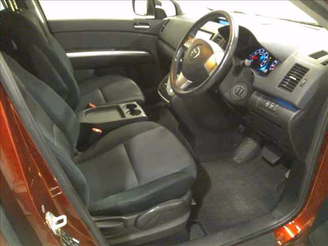 MAZDA MPV