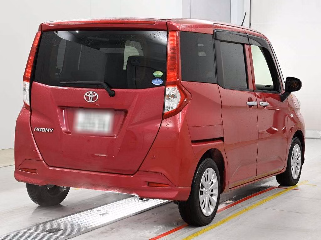 TOYOTA ROOMY