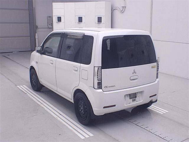 MITSUBISHI EK WAGON