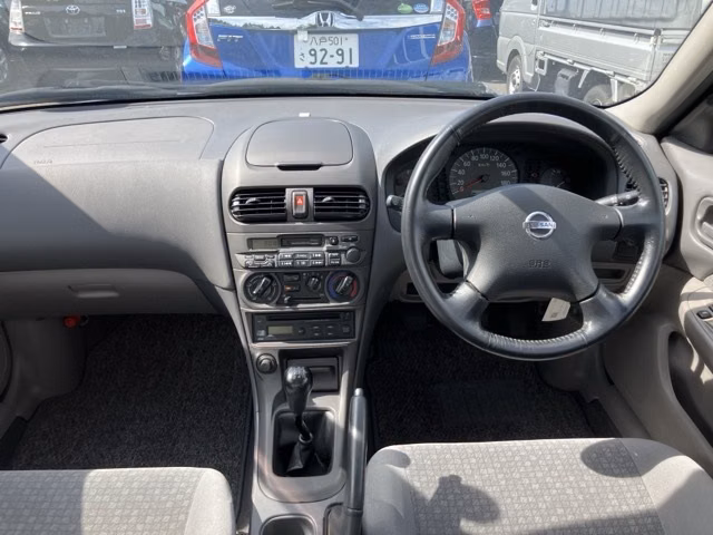 NISSAN SUNNY