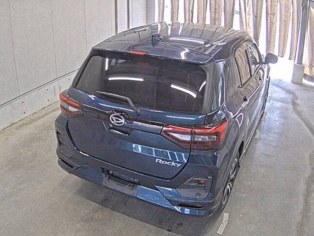 DAIHATSU ROCKY