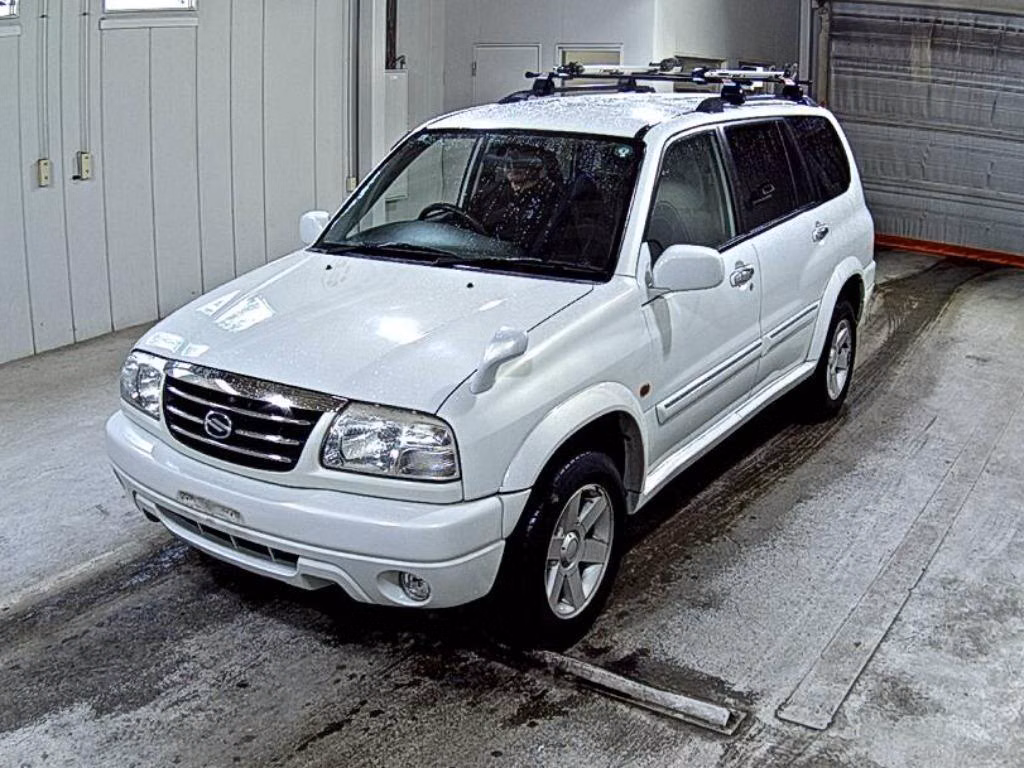 SUZUKI GRAND ESCUDO