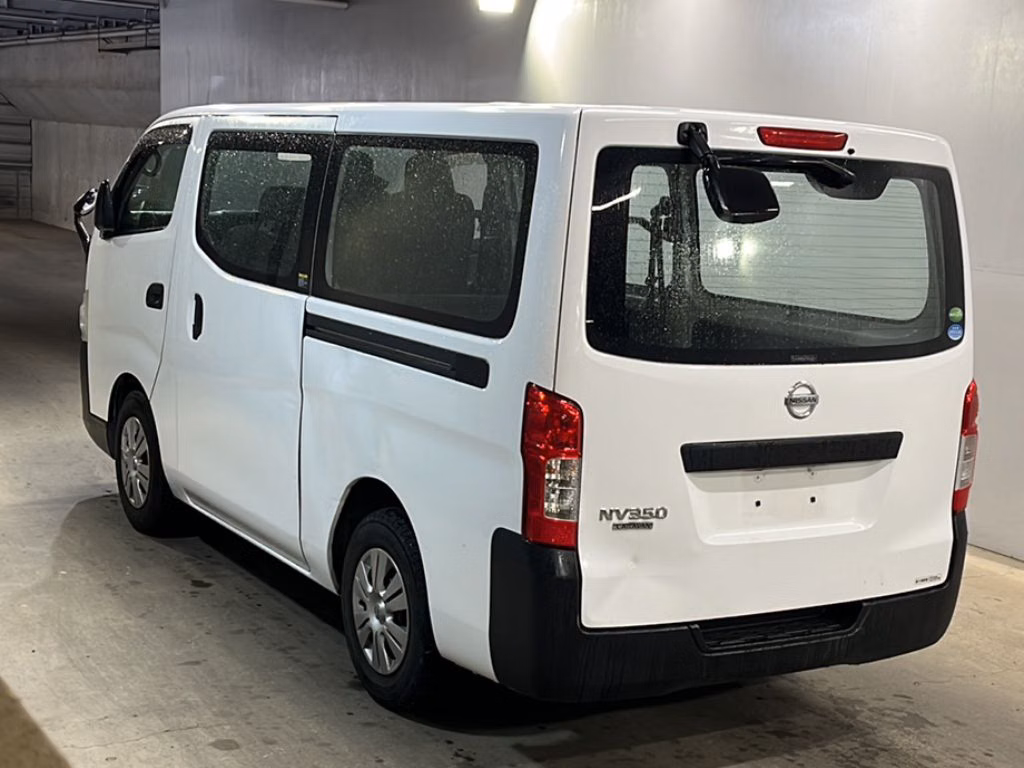 NISSAN NV350 CARAVAN
