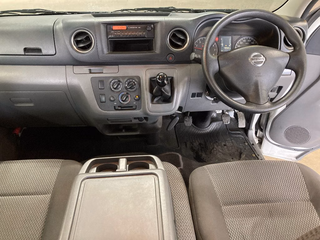 NISSAN NV350 CARAVAN