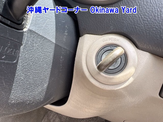 TOYOTA HILUX SURF