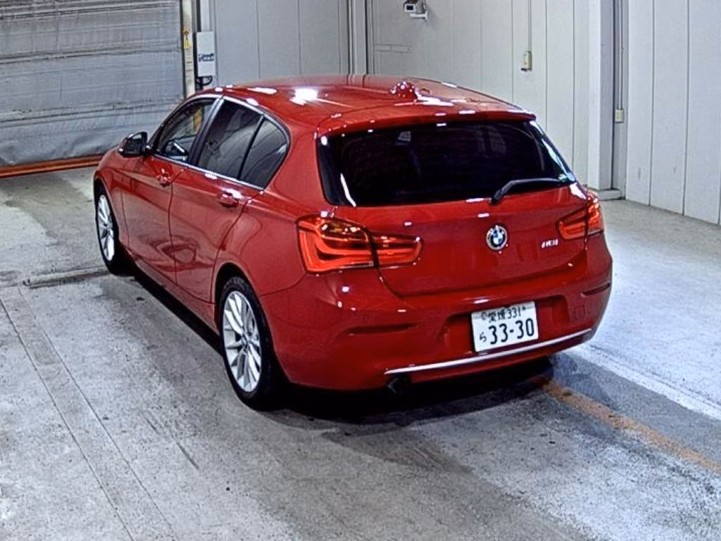 BMW 1-SERIES