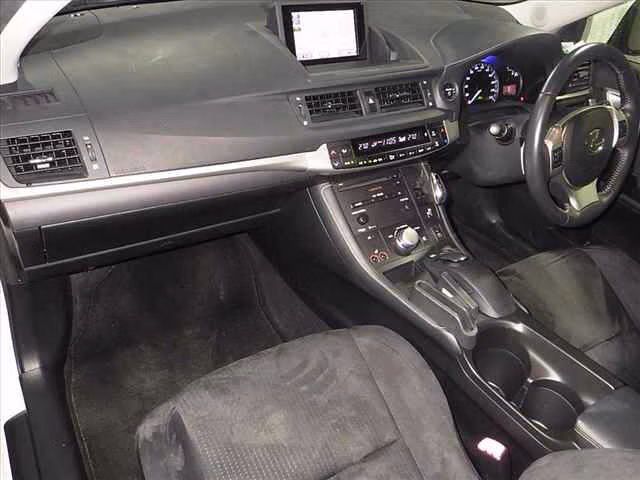 LEXUS CT200H