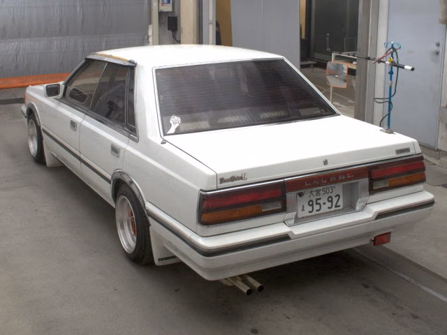 NISSAN LAUREL