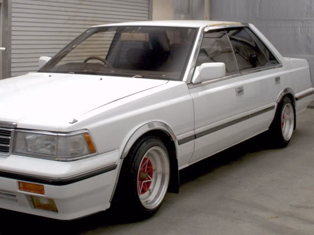 NISSAN LAUREL