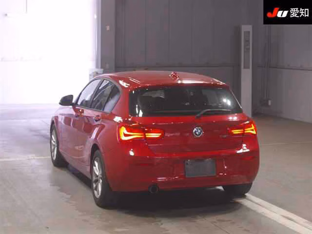 BMW 1-SERIES