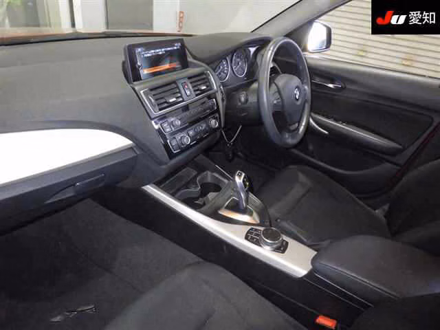 BMW 1-SERIES