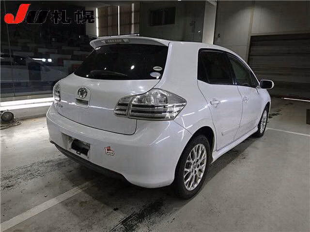 TOYOTA BLADE
