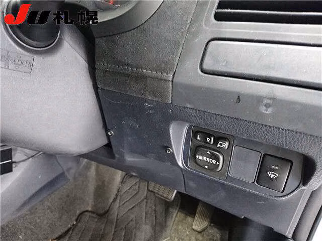 TOYOTA BLADE