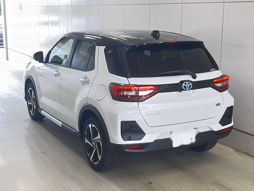 TOYOTA RAIZE