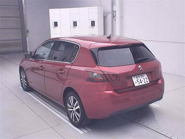 PEUGEOT 308