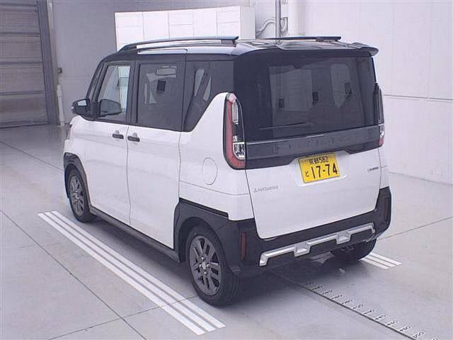 MITSUBISHI DELICA MINI