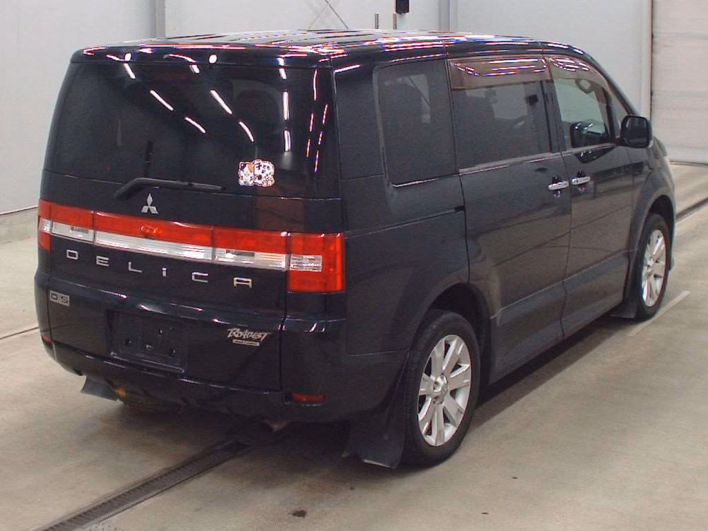 MITSUBISHI DELICA D:5