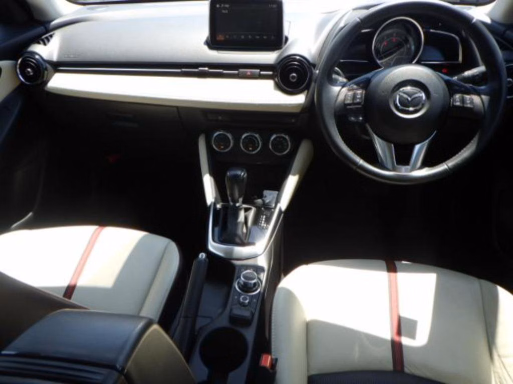 MAZDA MAZDA2