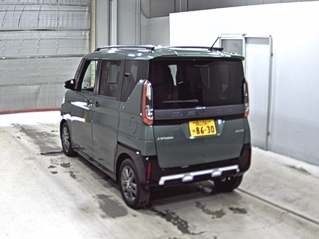 MITSUBISHI DELICA MINI