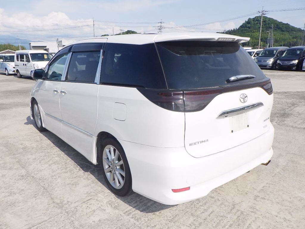 TOYOTA ESTIMA