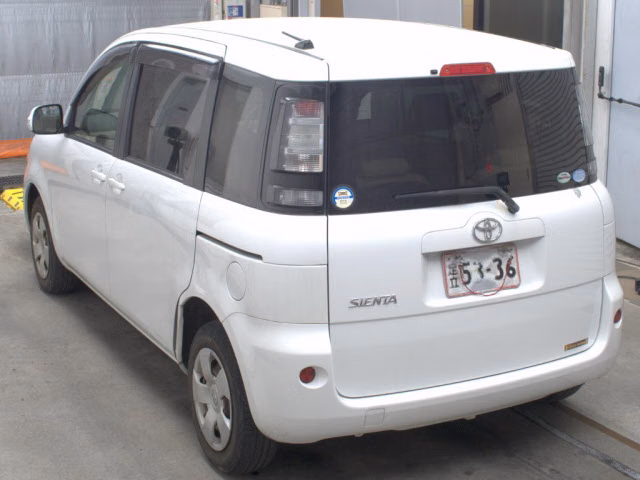 TOYOTA SIENTA