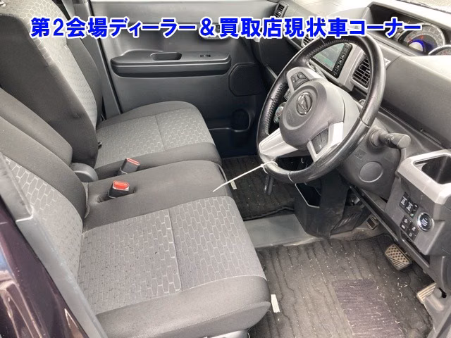 DAIHATSU WAKE