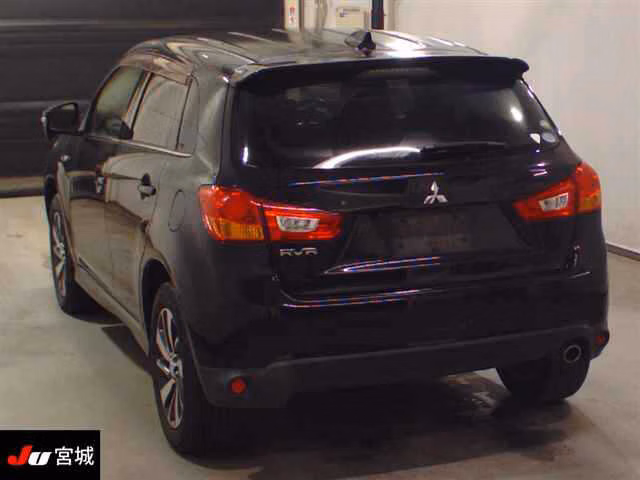 MITSUBISHI RVR