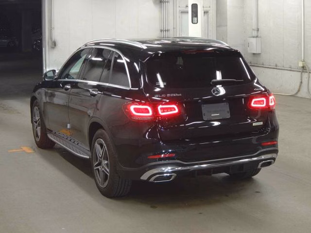 MERCEDES-BENZ GLC-CLASS