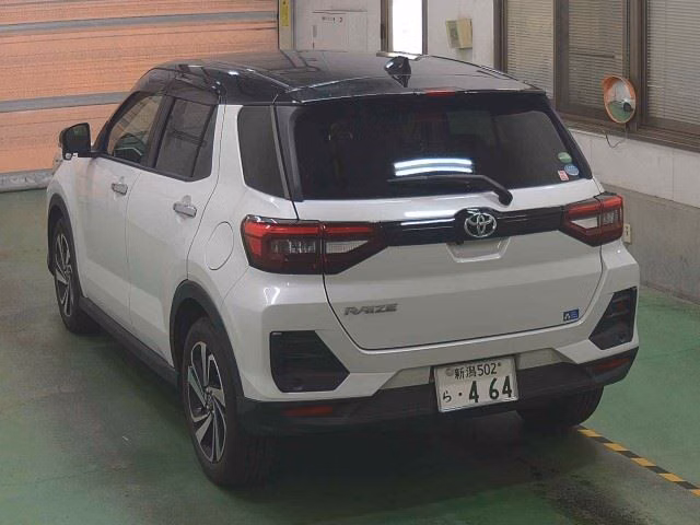 TOYOTA RAIZE