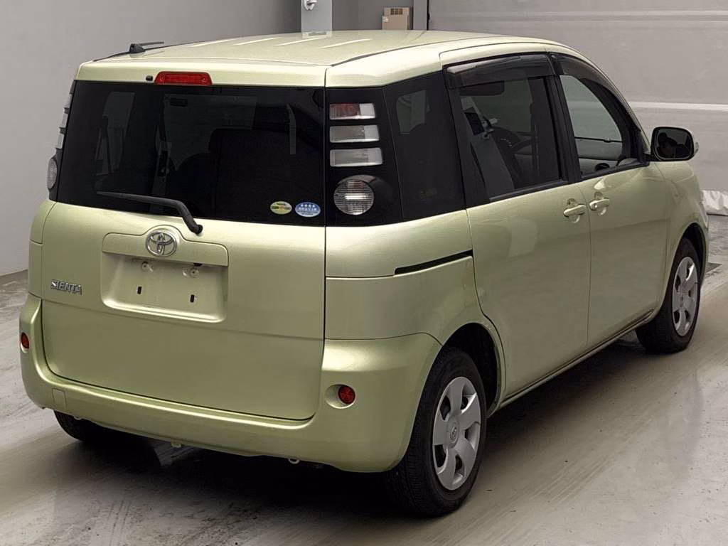 TOYOTA SIENTA
