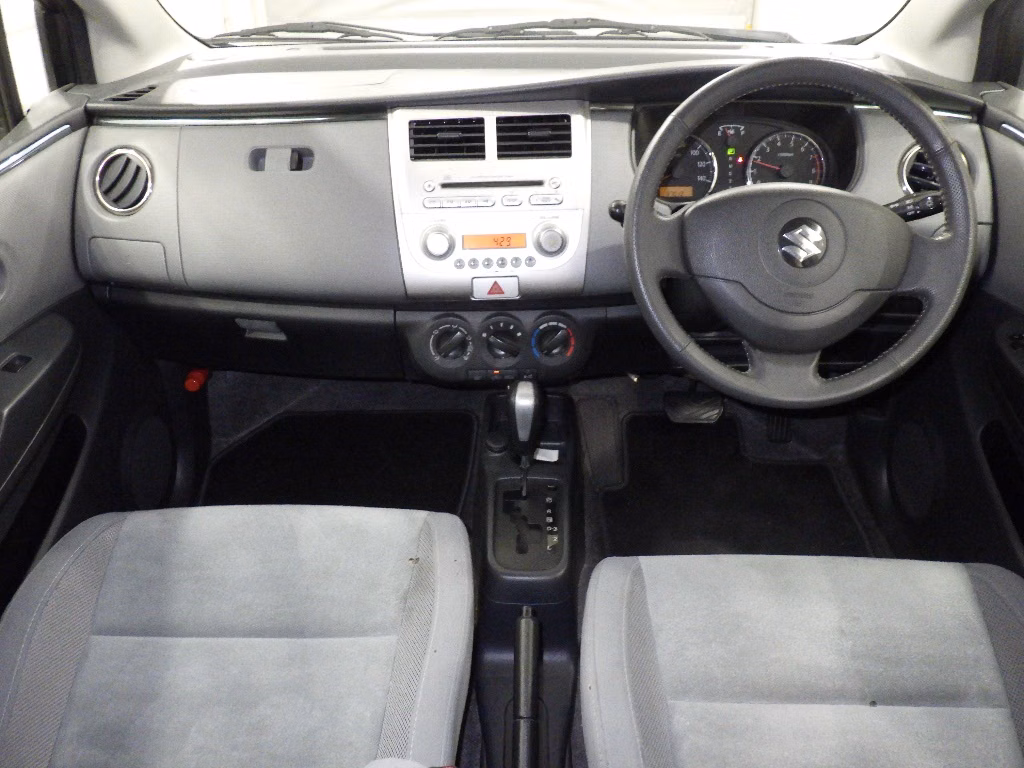 SUZUKI CERVO