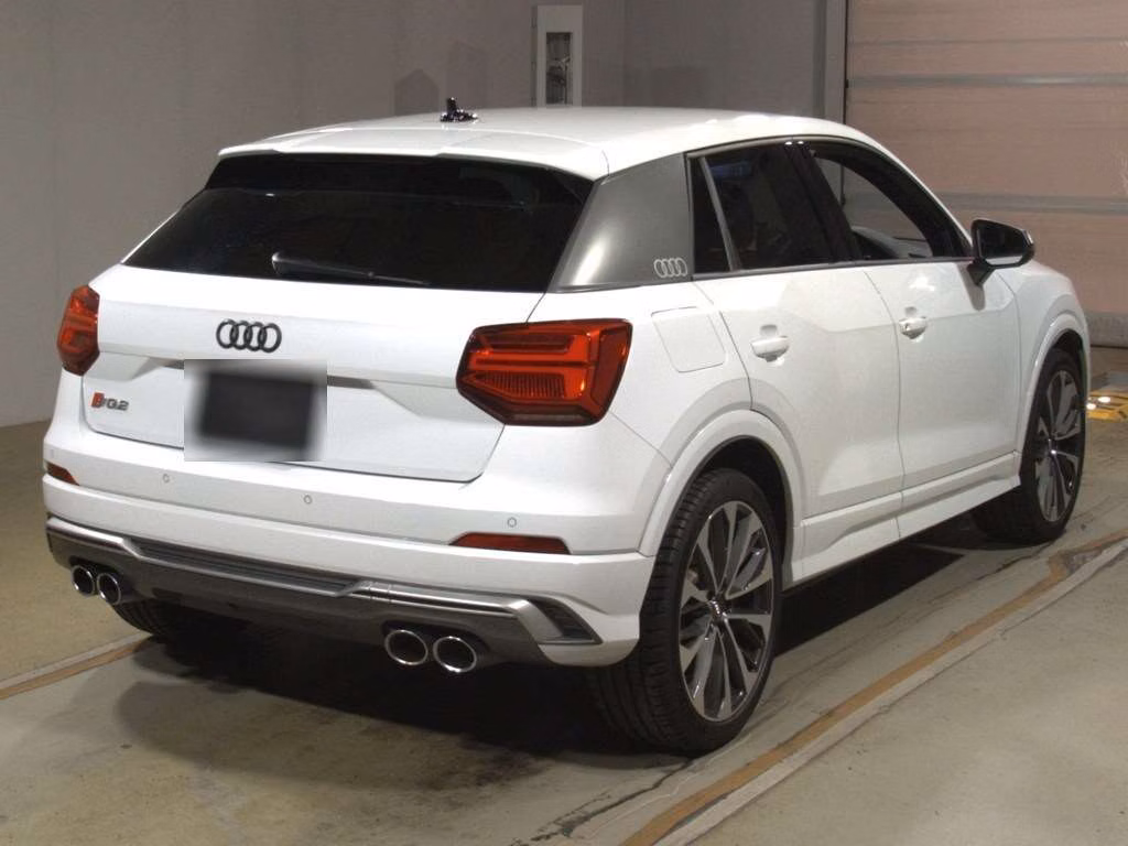 AUDI SQ2