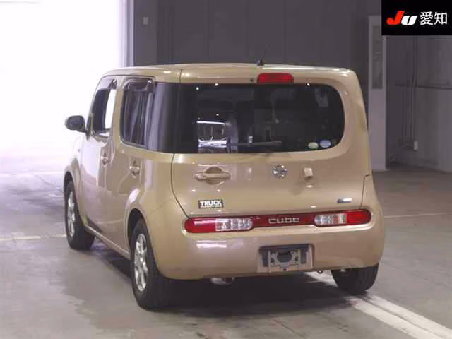 NISSAN CUBE