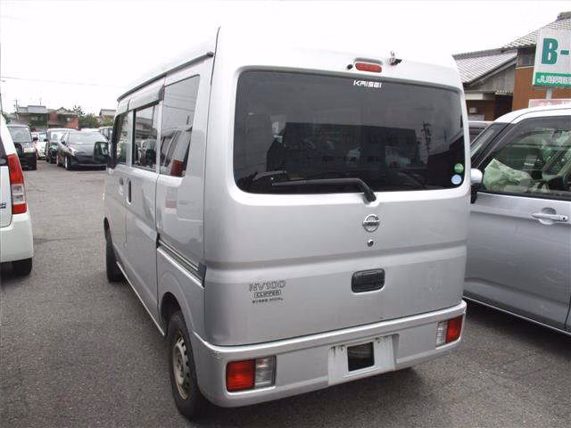 NISSAN NV100 CLIPPER