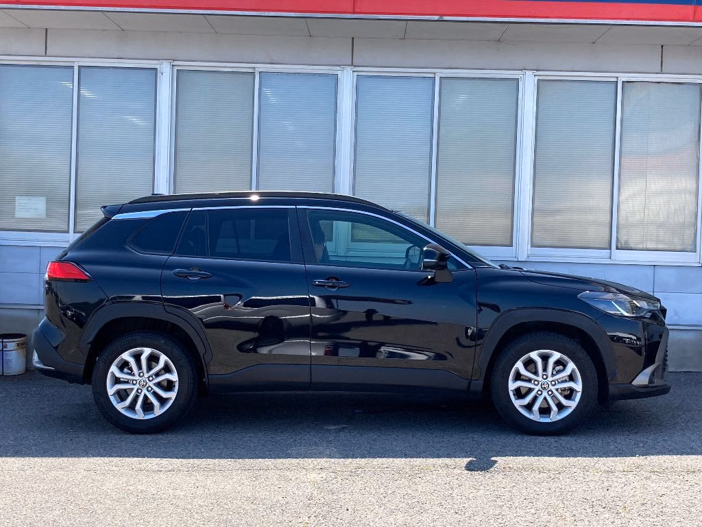 TOYOTA COROLLA CROSS