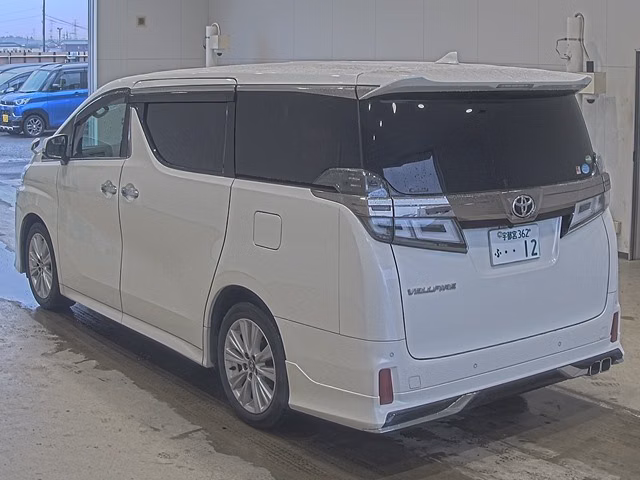 TOYOTA VELLFIRE