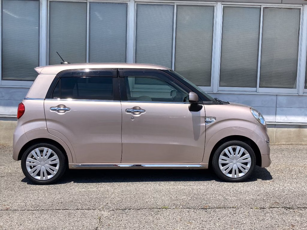 DAIHATSU CAST