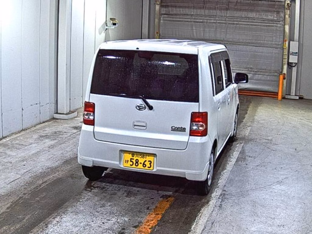 DAIHATSU MOVE CONTE