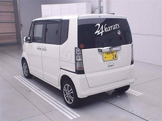 HONDA N-BOX