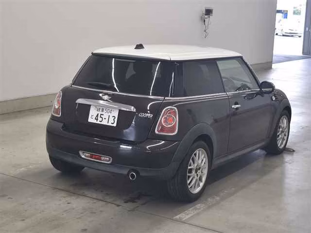 MINI HATCH