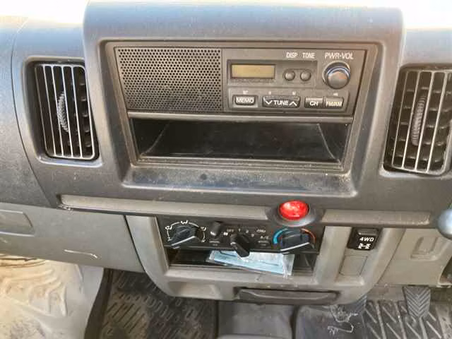 MITSUBISHI MINICAB