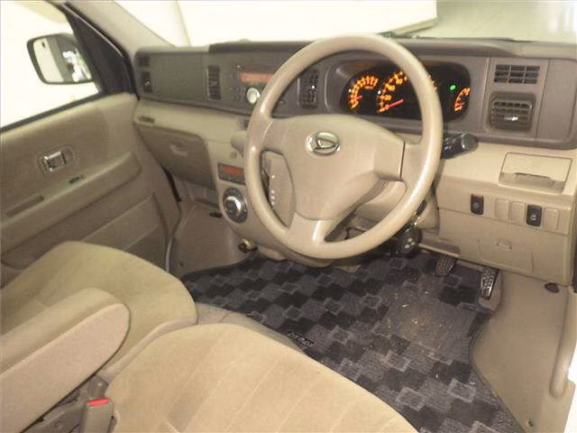 DAIHATSU ATRAI
