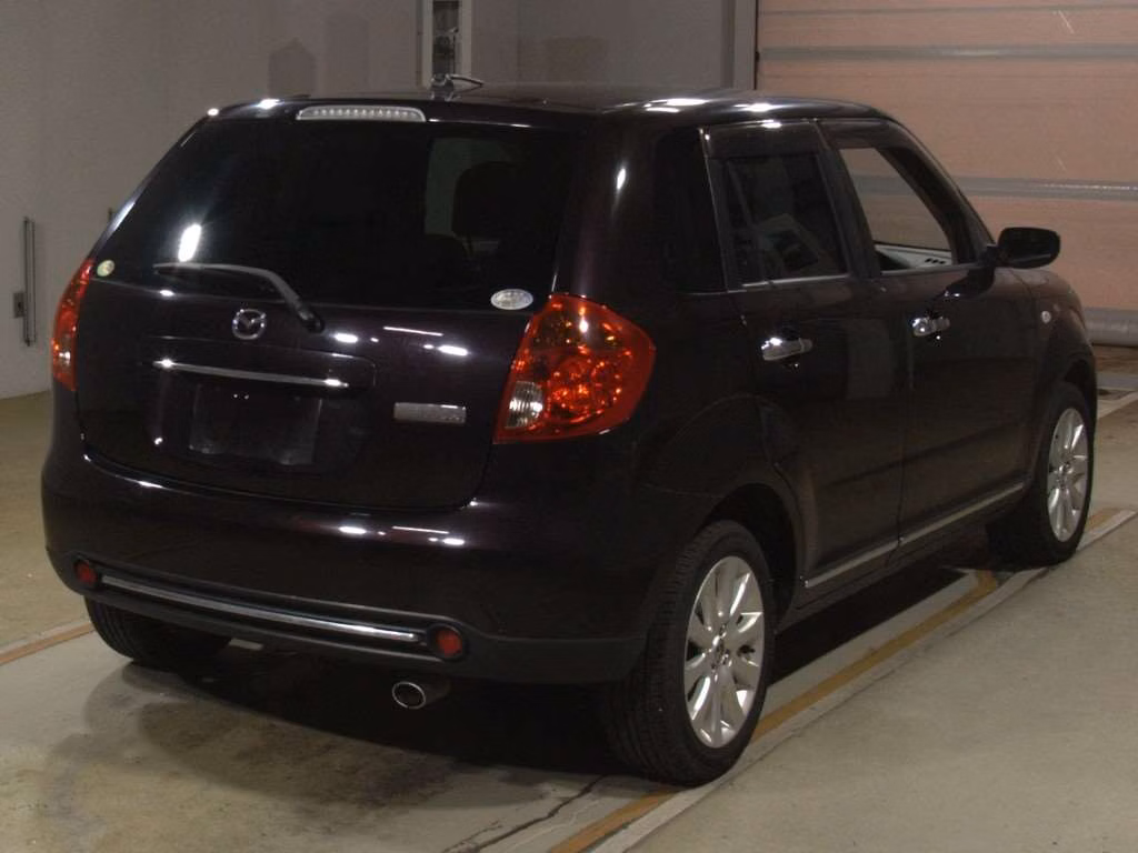 MAZDA VERISA