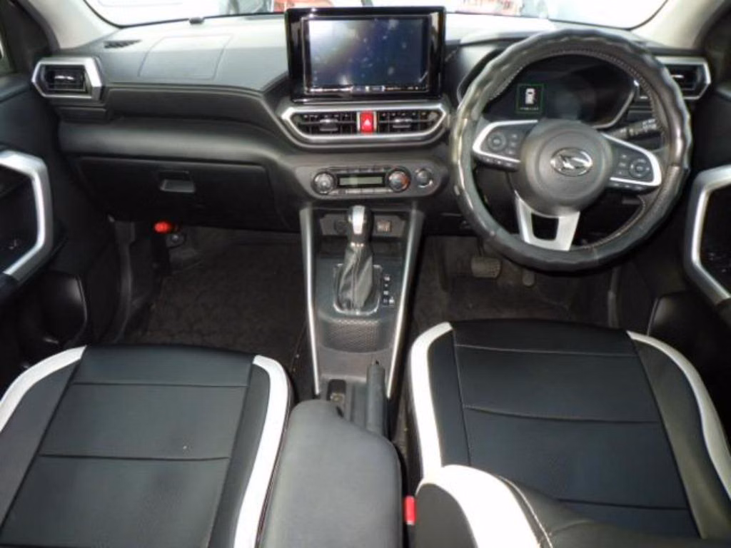 DAIHATSU ROCKY