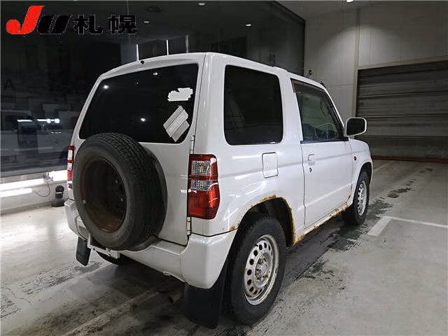 MITSUBISHI PAJERO MINI